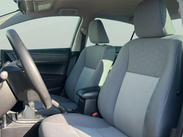 Used 2015 Toyota Corolla L image 15