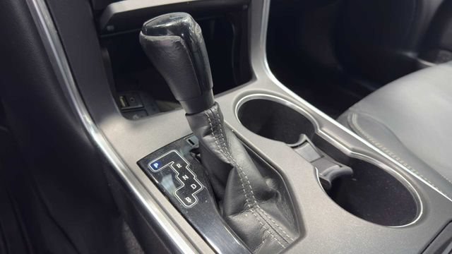 Used 2015 Toyota Camry XLE FWD image 30