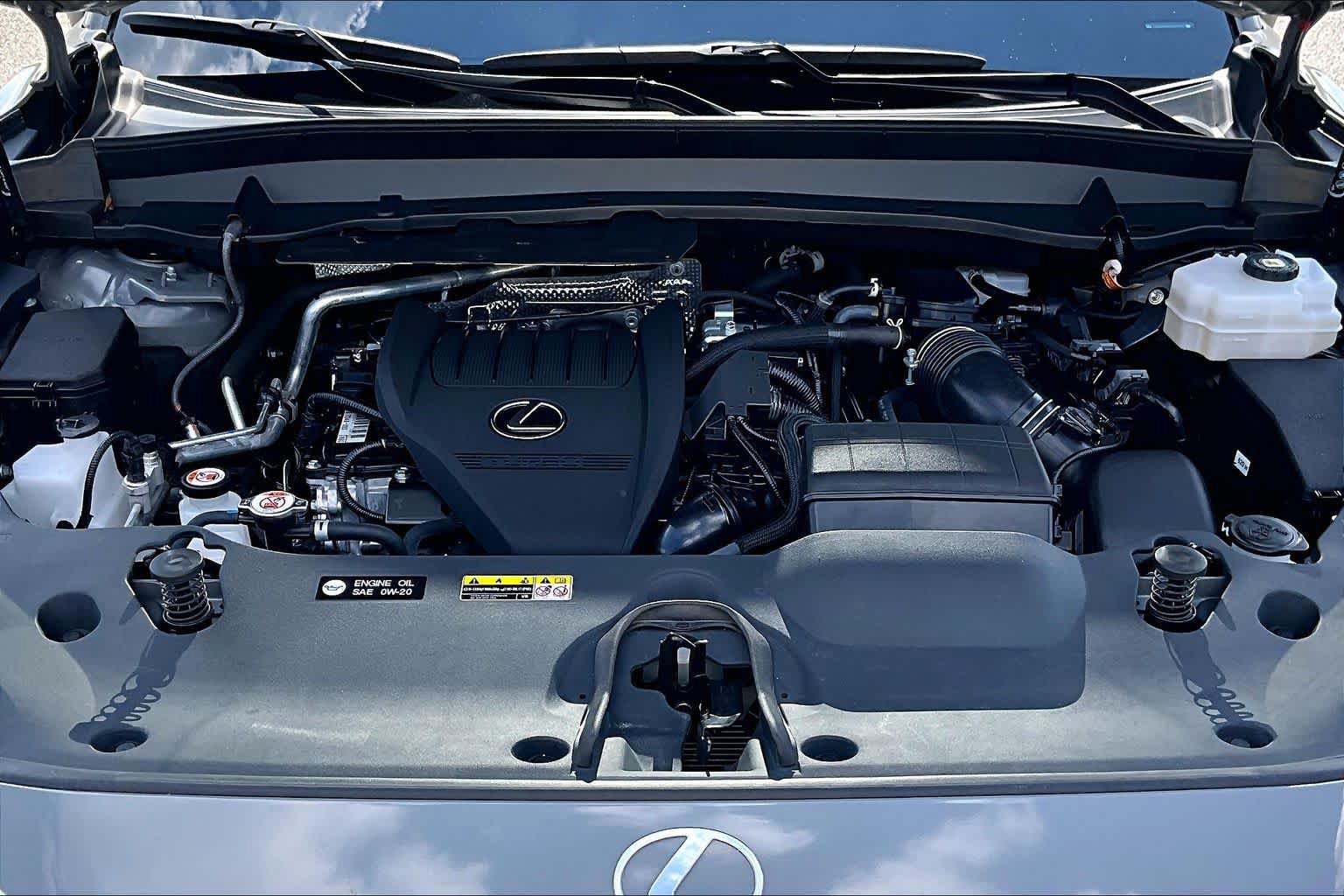 Used 2024 Lexus TX 500h AWD w/ Technology Package image 32