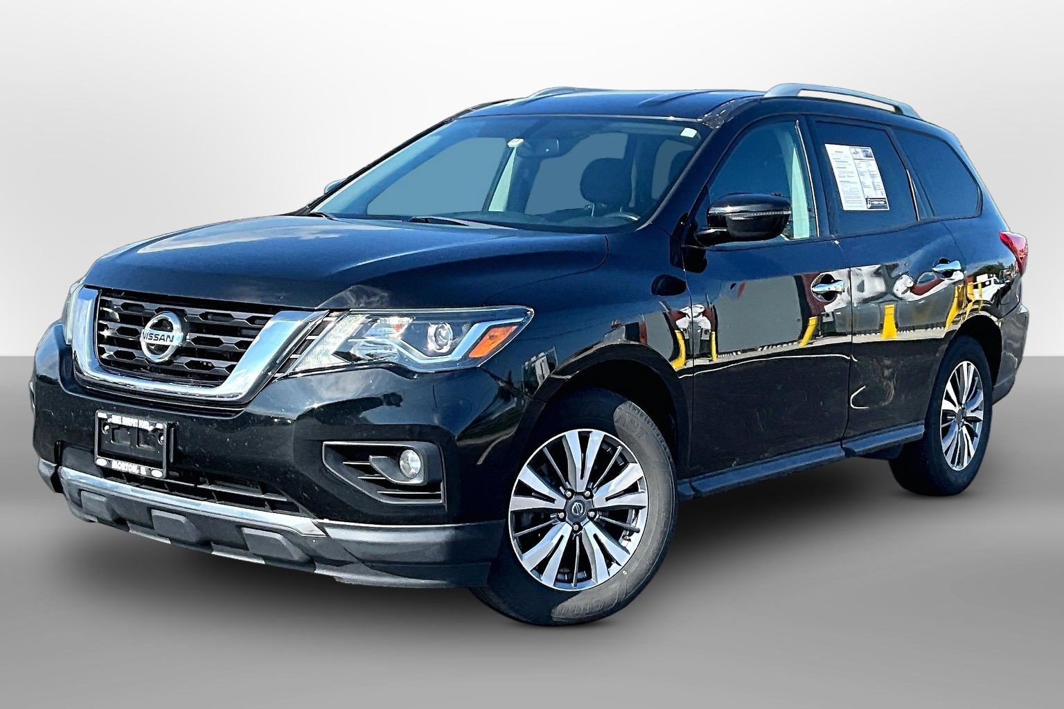 Used 2020 Nissan Pathfinder SV FWD image 12