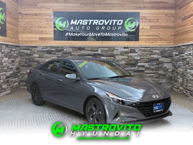 Used 2023 Hyundai Elantra SEL w/ Preferred Accessory Package