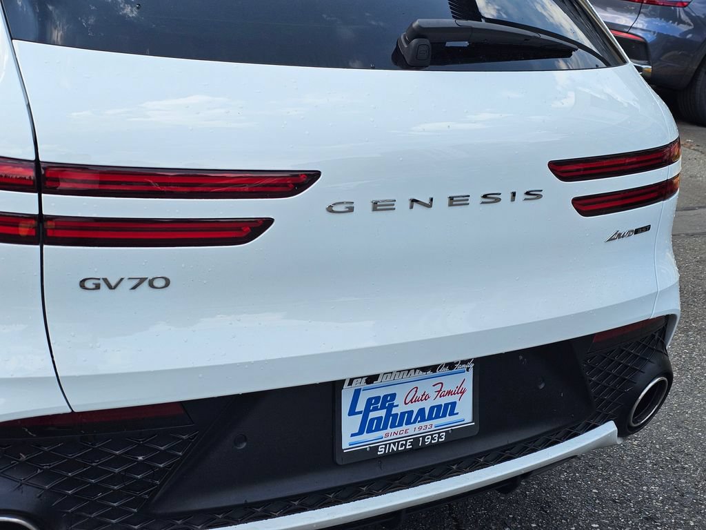 Certified 2025 Genesis GV70 3.5T Sport w/ Sport Prestige Package AWD/4WD image 25
