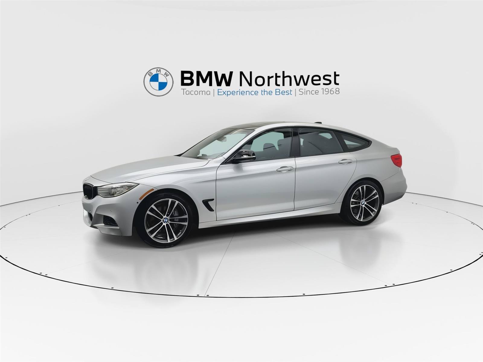 Used 2016 BMW 335i Gran Turismo xDrive AWD/4WD image 10