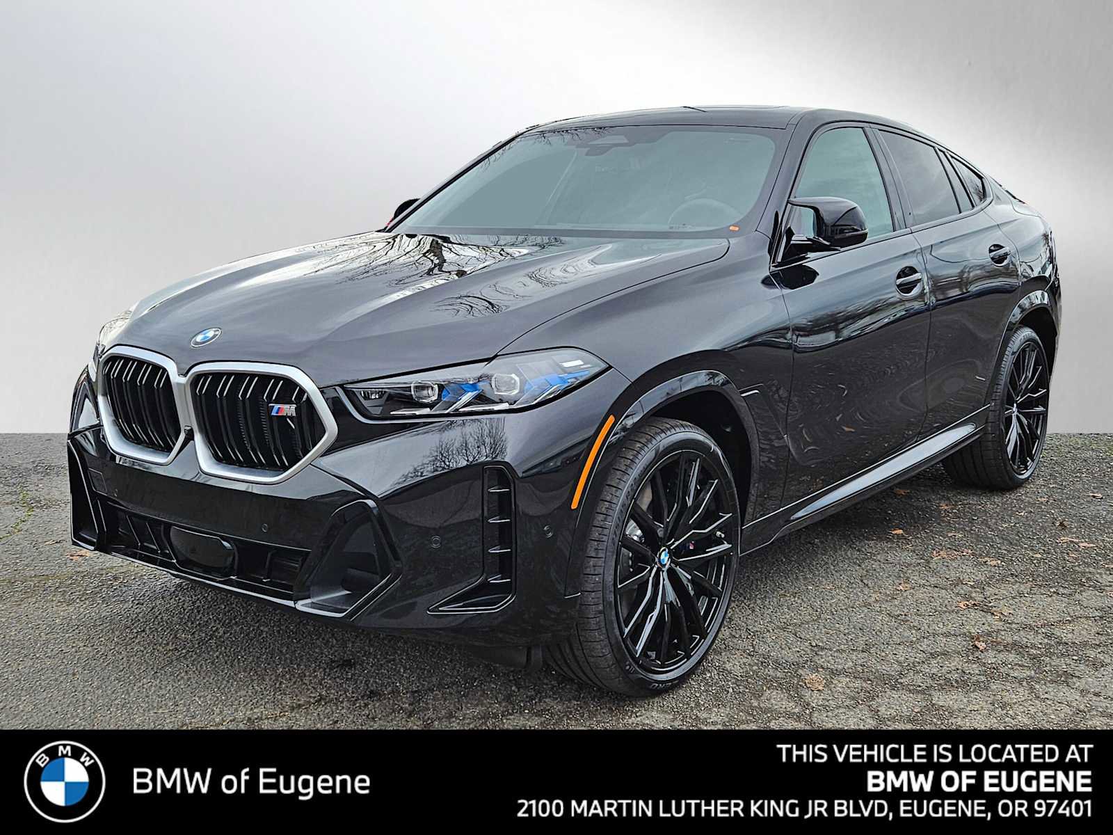 New 2026 BMW X6 M60i w/ Parking Assistance Package image 7
