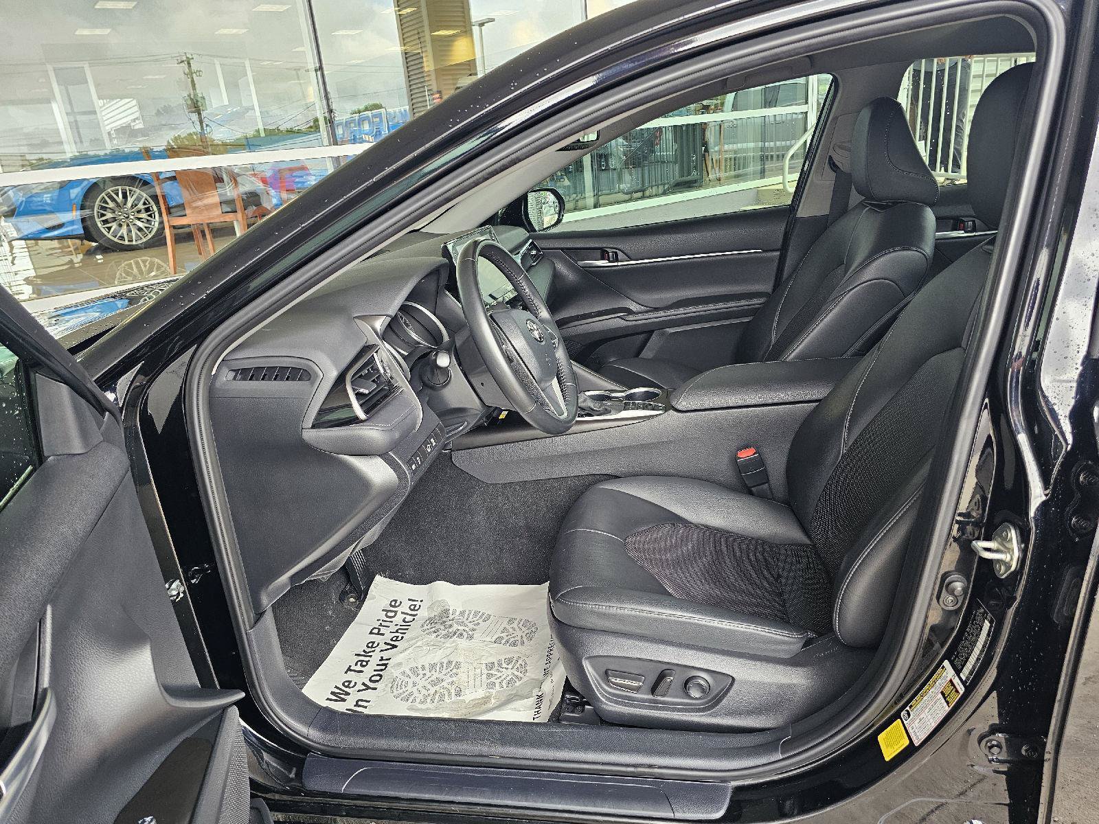 Used 2024 Toyota Camry XLE FWD image 19