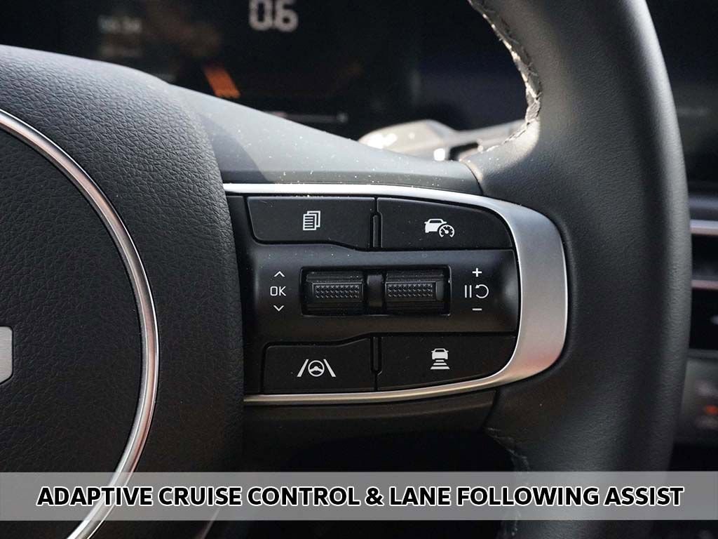 Used 2025 Kia K5 GT-Line w/ GT-Line Premium Package FWD image 6