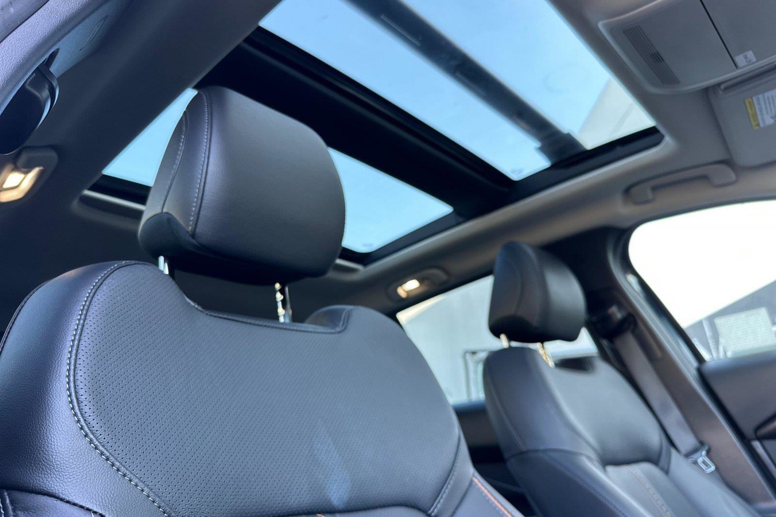 Certified 2025 MAZDA CX-50 2.5 Hybrid w/ Weather Package image 17