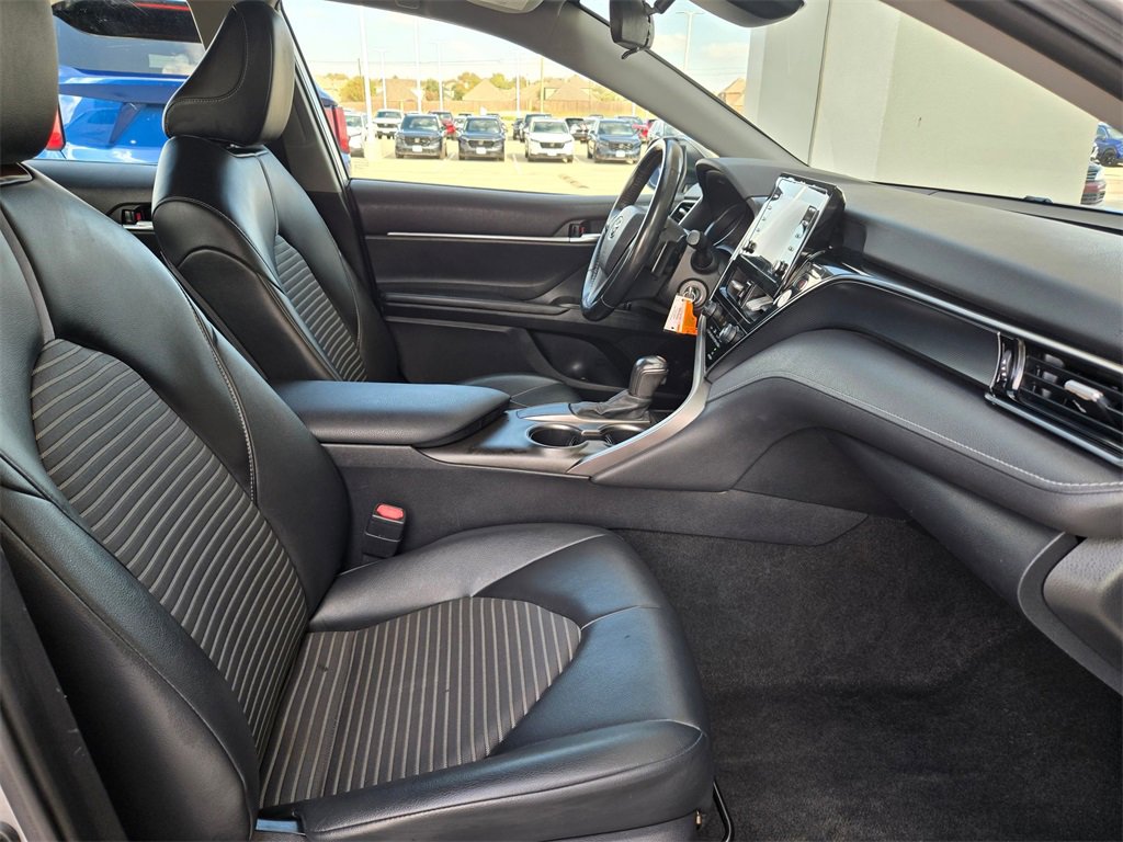 Used 2021 Toyota Camry SE image 23