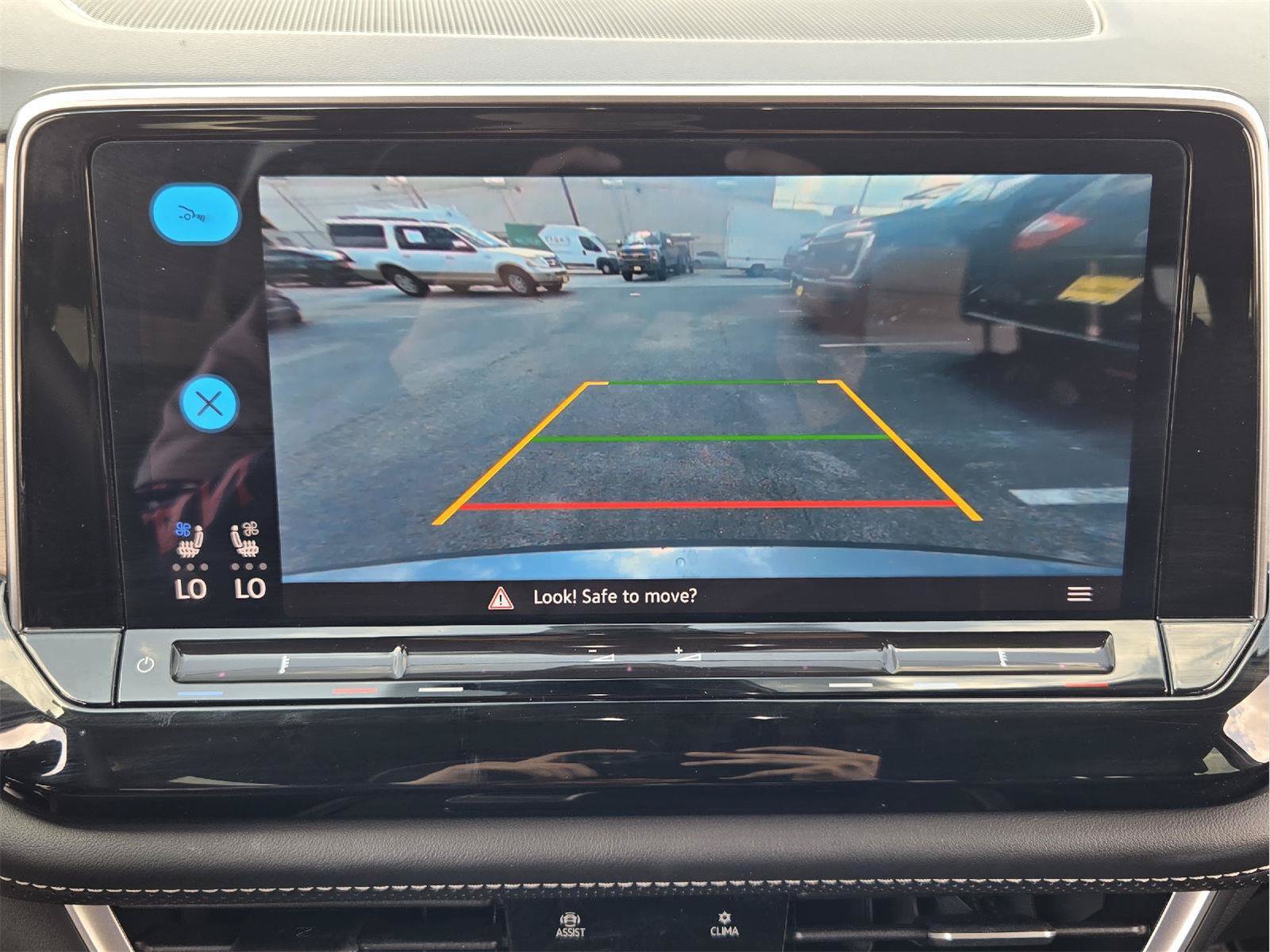 Used 2024 Volkswagen Atlas SE FWD image 16