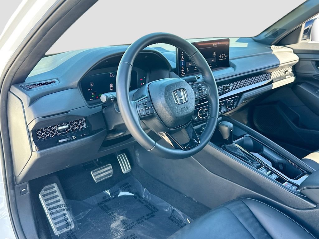 Used 2024 Honda Accord Sport image 9