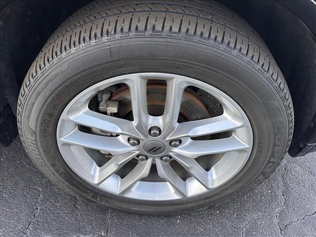 Used 2023 Dodge Durango GT image 33