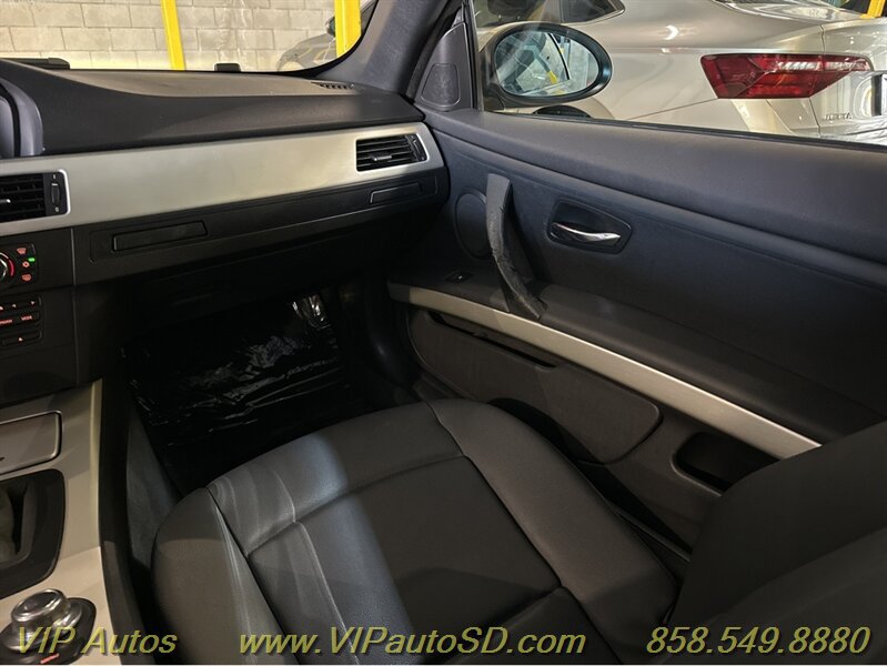 Used 2008 BMW 328i Convertible RWD image 19
