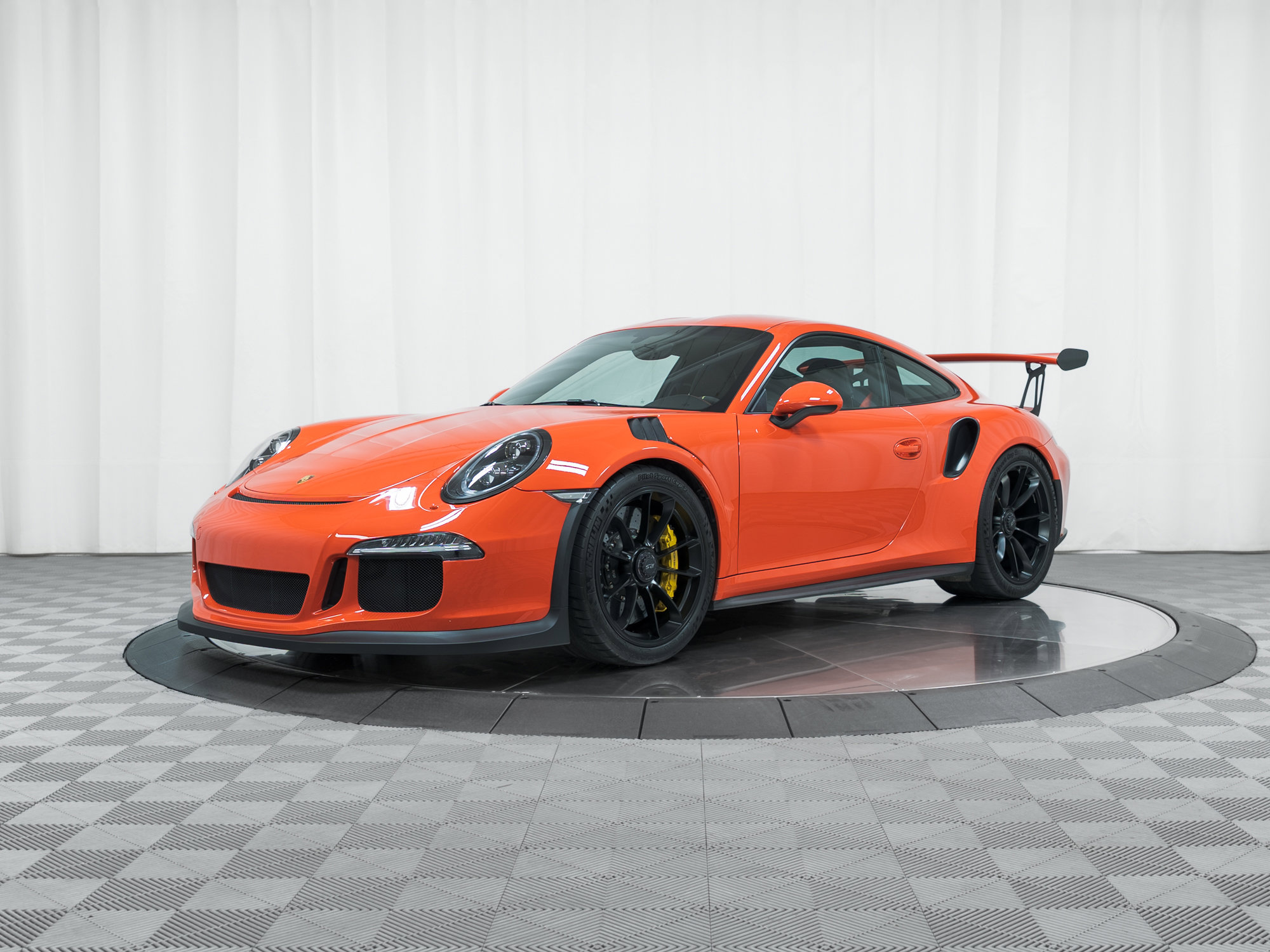 Certified 2016 Porsche 911 GT3 RS image 1