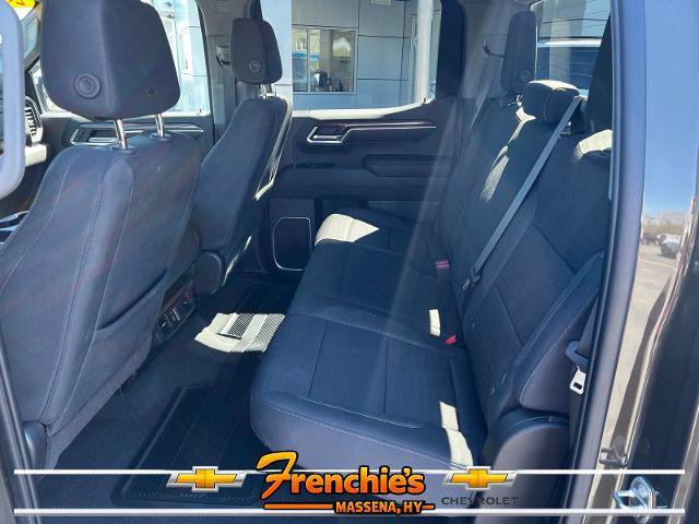 Used 2023 Chevrolet Silverado 1500 LT AWD/4WD image 23