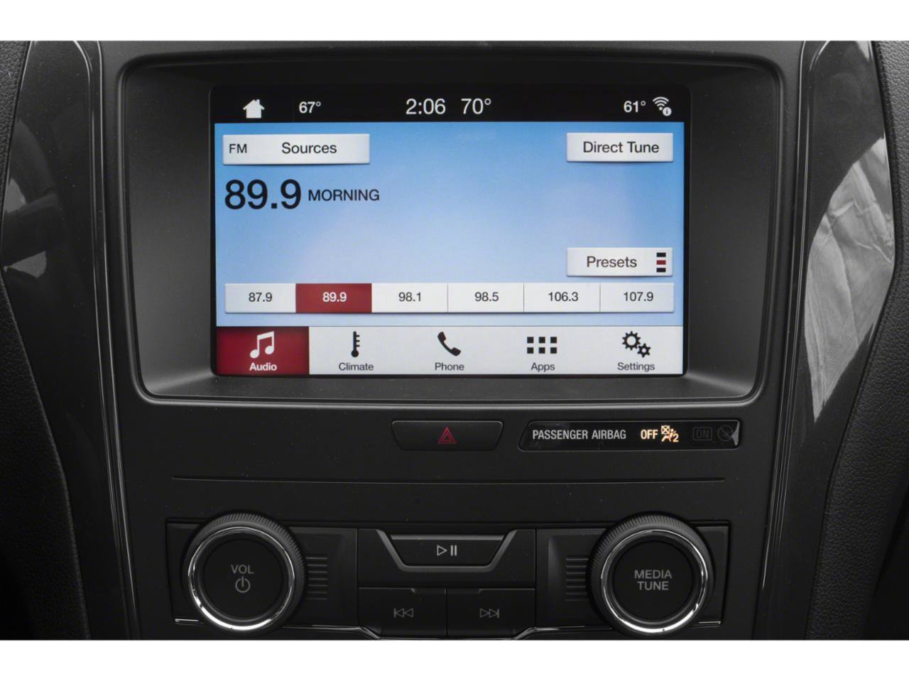 Used 2018 Ford Explorer XLT w/ Equipment Group 201A FWD image 11