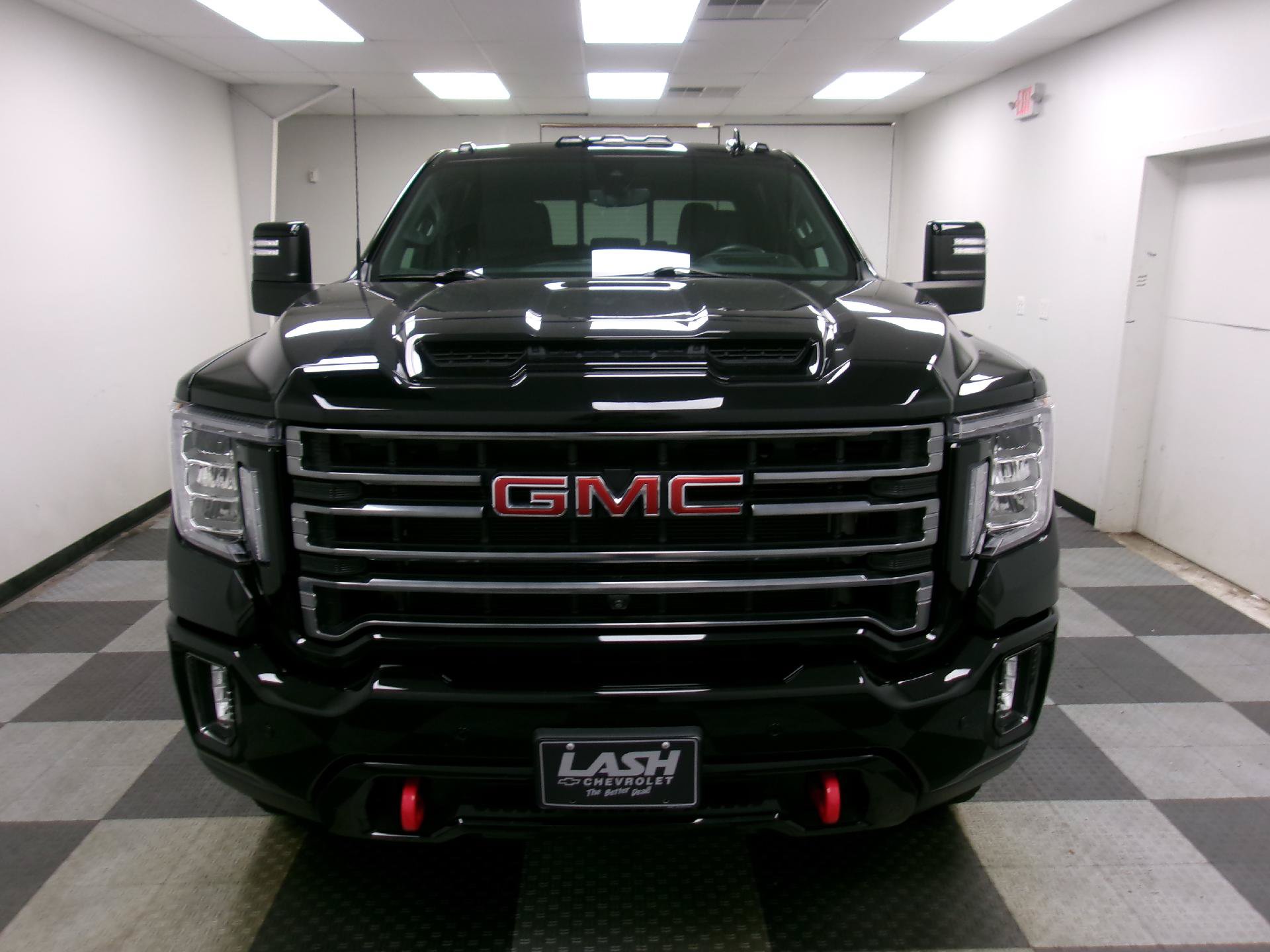 Used 2021 GMC Sierra 2500 AT4 w/ AT4 Premium Plus Package AWD/4WD image 17
