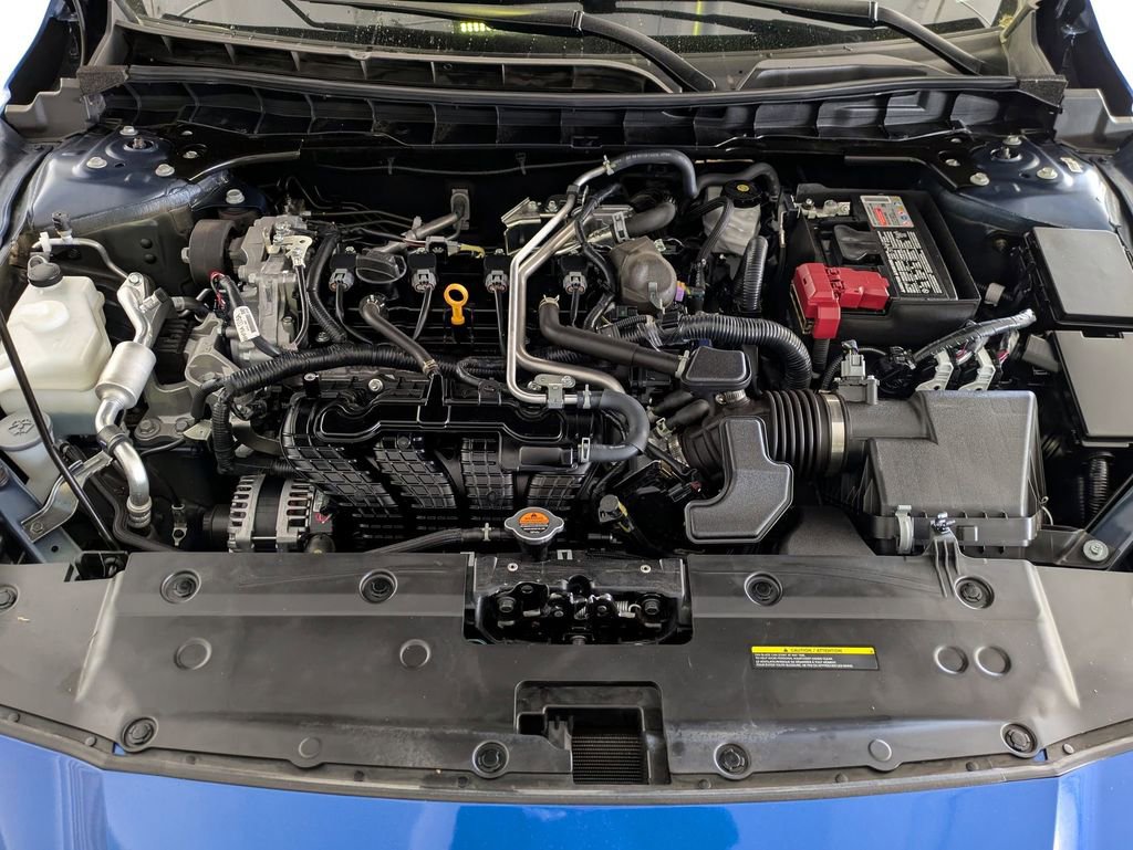 Used 2025 Nissan Altima 2.5 SV FWD image 30
