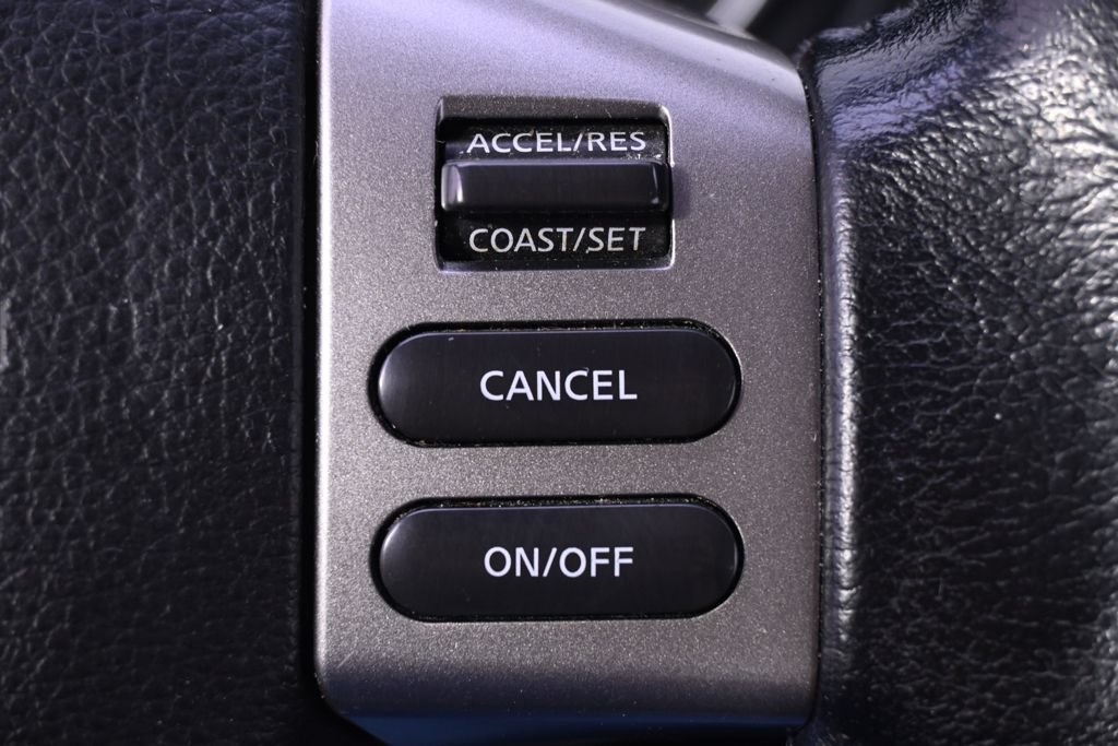 Used 2008 Nissan Versa Hatchback w/ Convenience Pkg FWD image 30