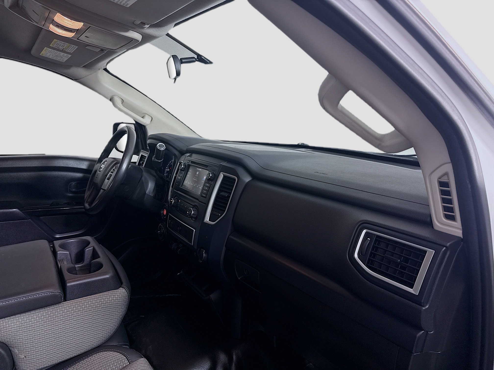 Used 2019 Nissan Titan S w/ S Utility Package image 30