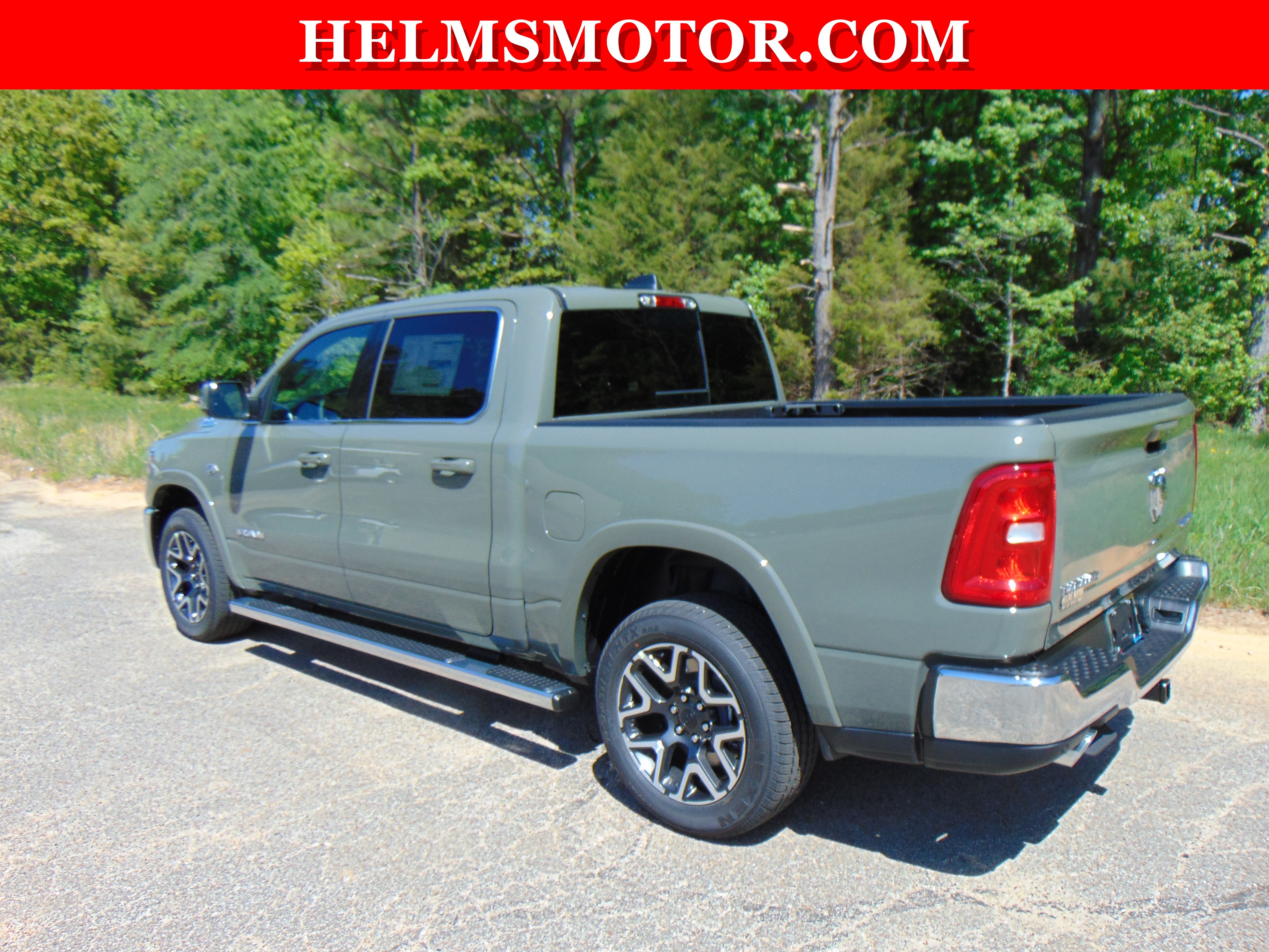 New 2026 RAM 1500 Laramie AWD/4WD image 8