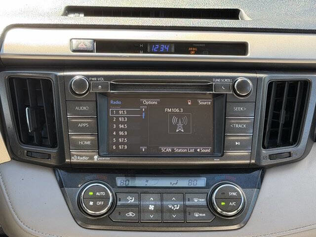 Used 2015 Toyota RAV4 XLE image 16