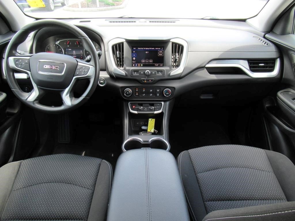 Certified 2024 GMC Terrain SLE image 13