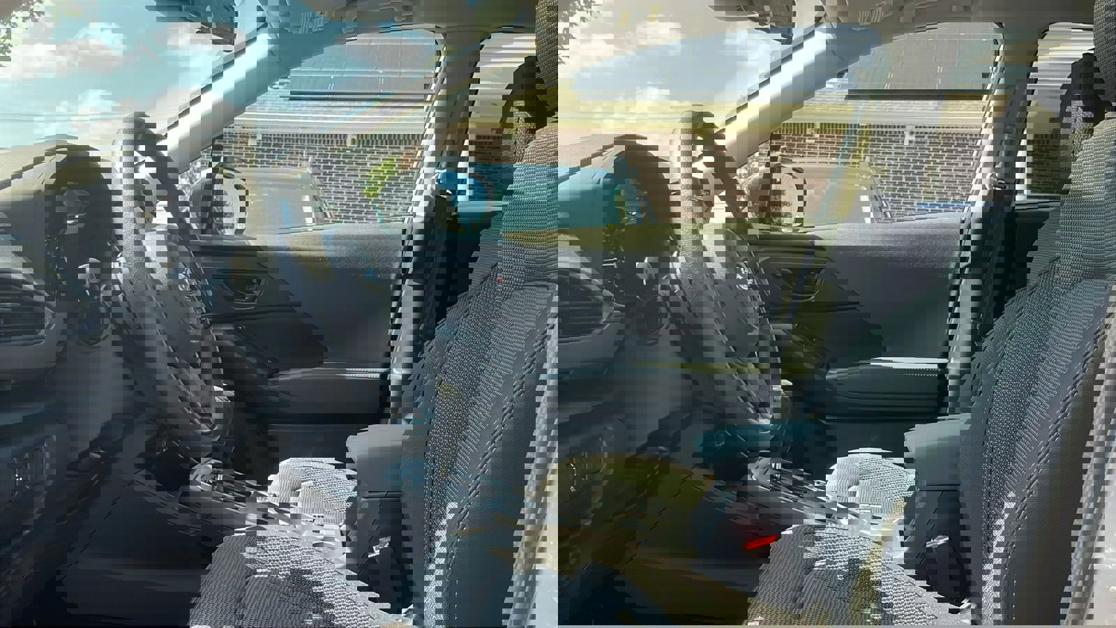 Certified 2024 Subaru Crosstrek 2.0i Premium image 11