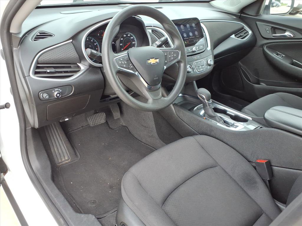 Used 2023 Chevrolet Malibu LT image 9