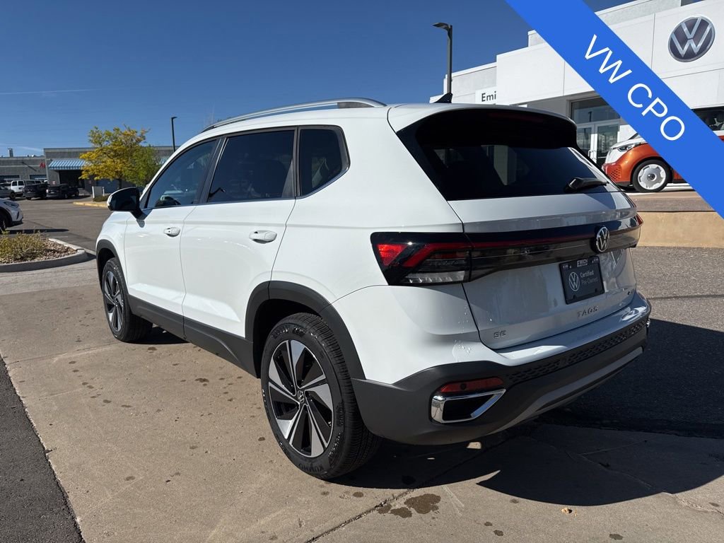 Used 2025 Volkswagen Taos SE AWD/4WD image 4