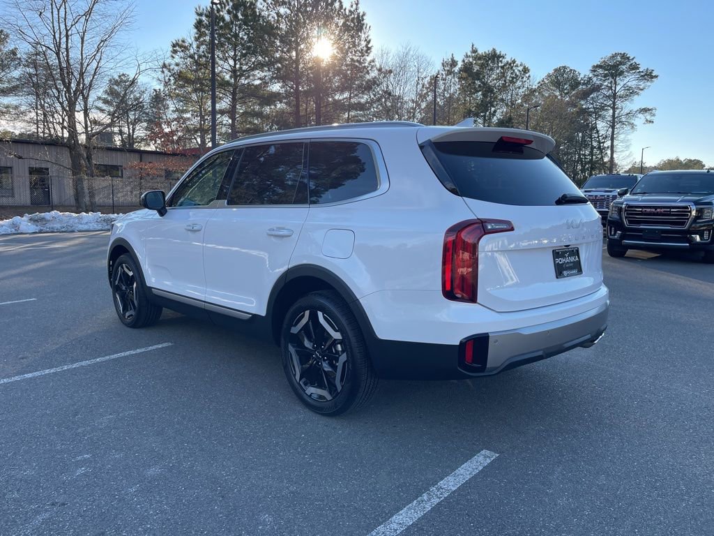 Used 2025 Kia Telluride S image 7