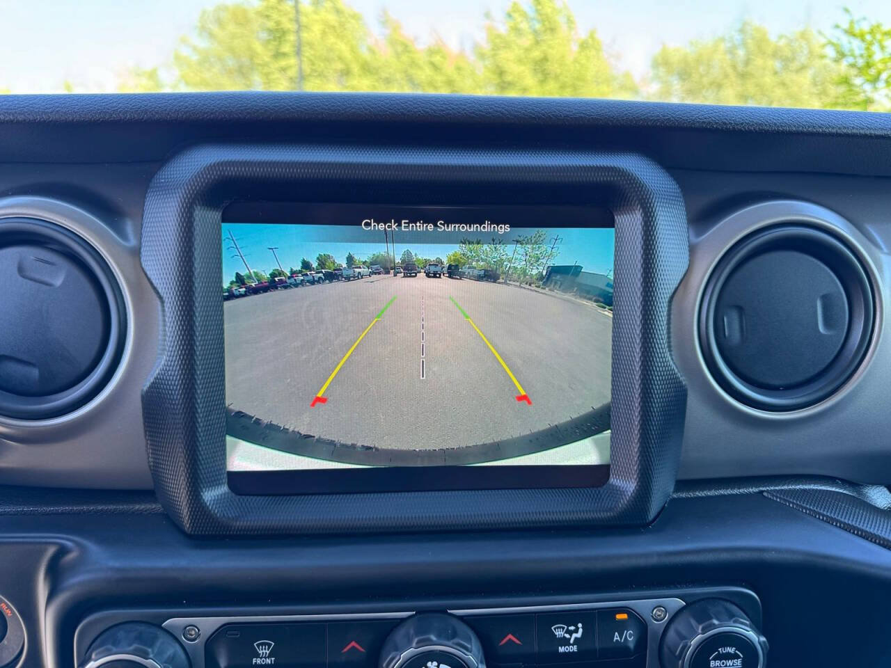 Used 2021 Jeep Wrangler Unlimited Sport w/ Uconnect 4C Nav & Sound Group AWD/4WD image 22