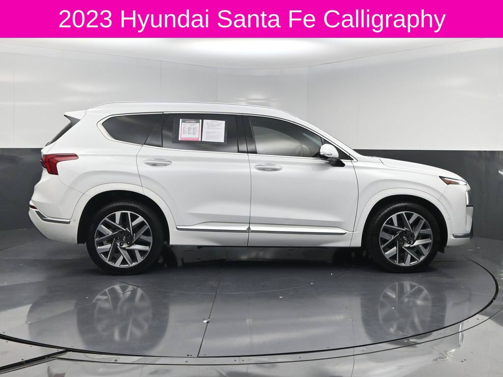 Used 2023 Hyundai Santa Fe Calligraphy FWD image 4