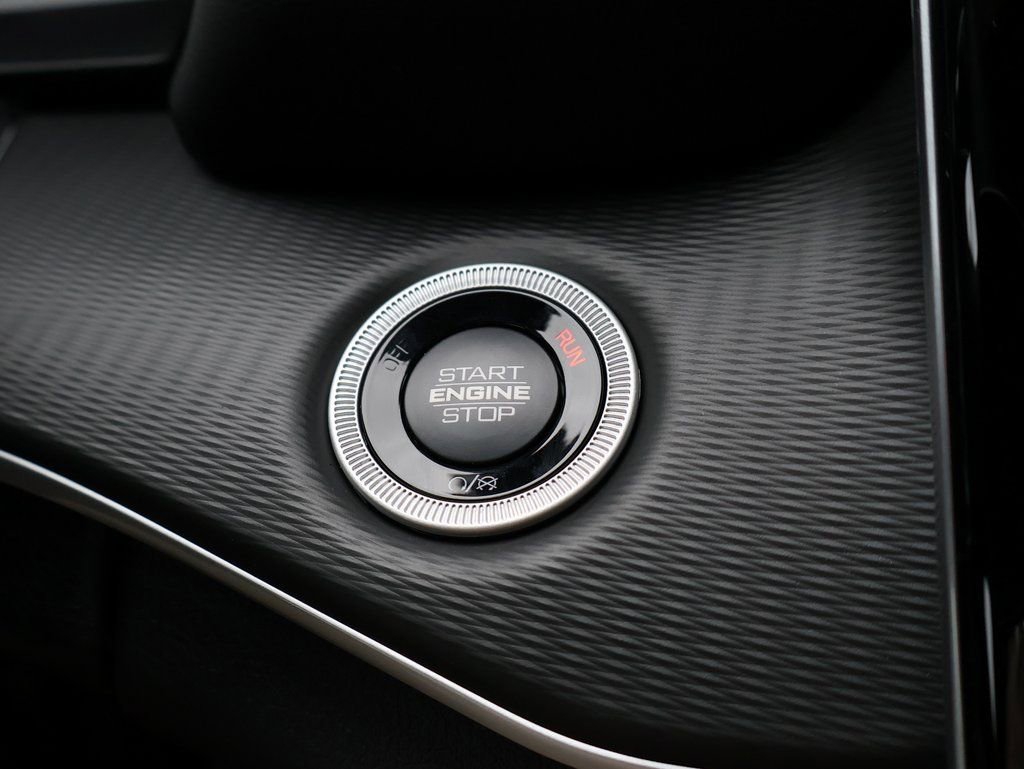 New 2025 Jeep Grand Cherokee L Altitude image 34