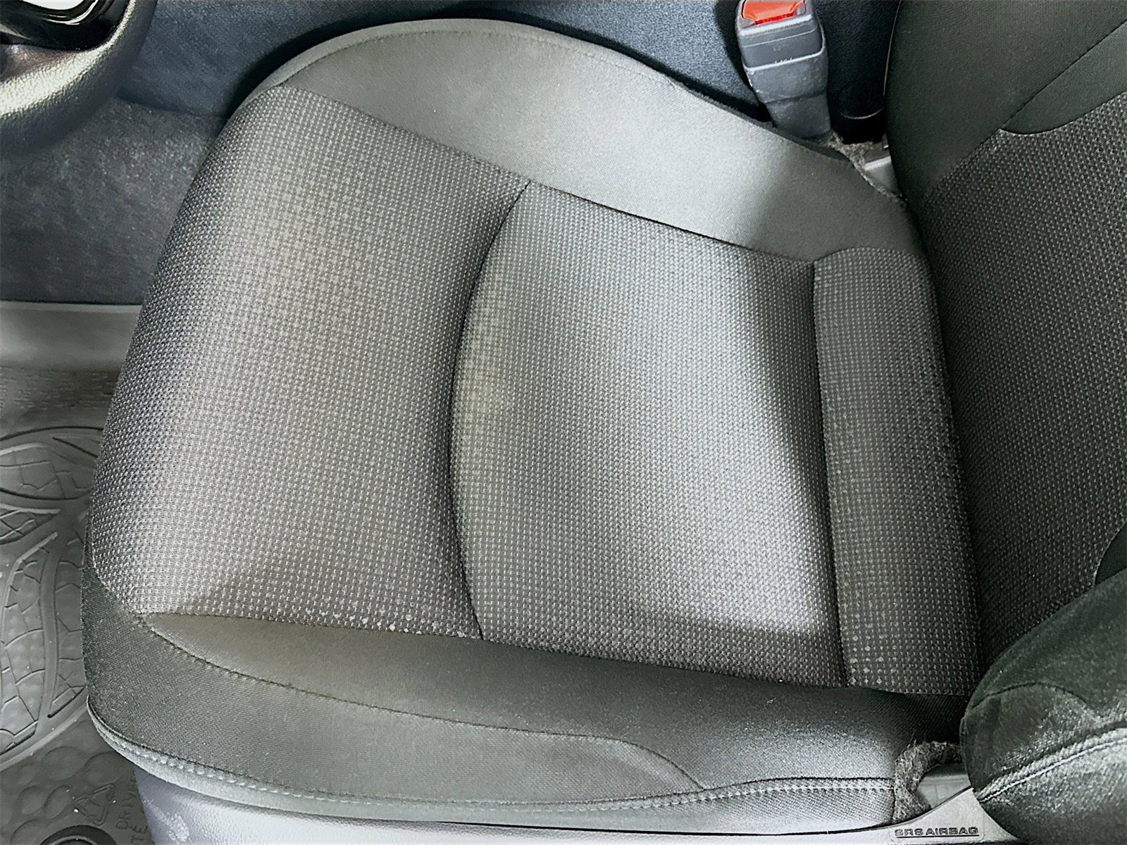 Used 2021 Toyota Prius LE image 18