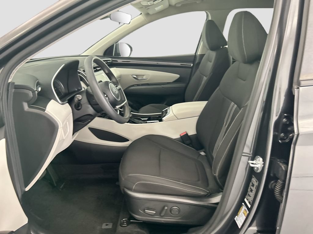 Used 2023 Hyundai Tucson SEL FWD image 17