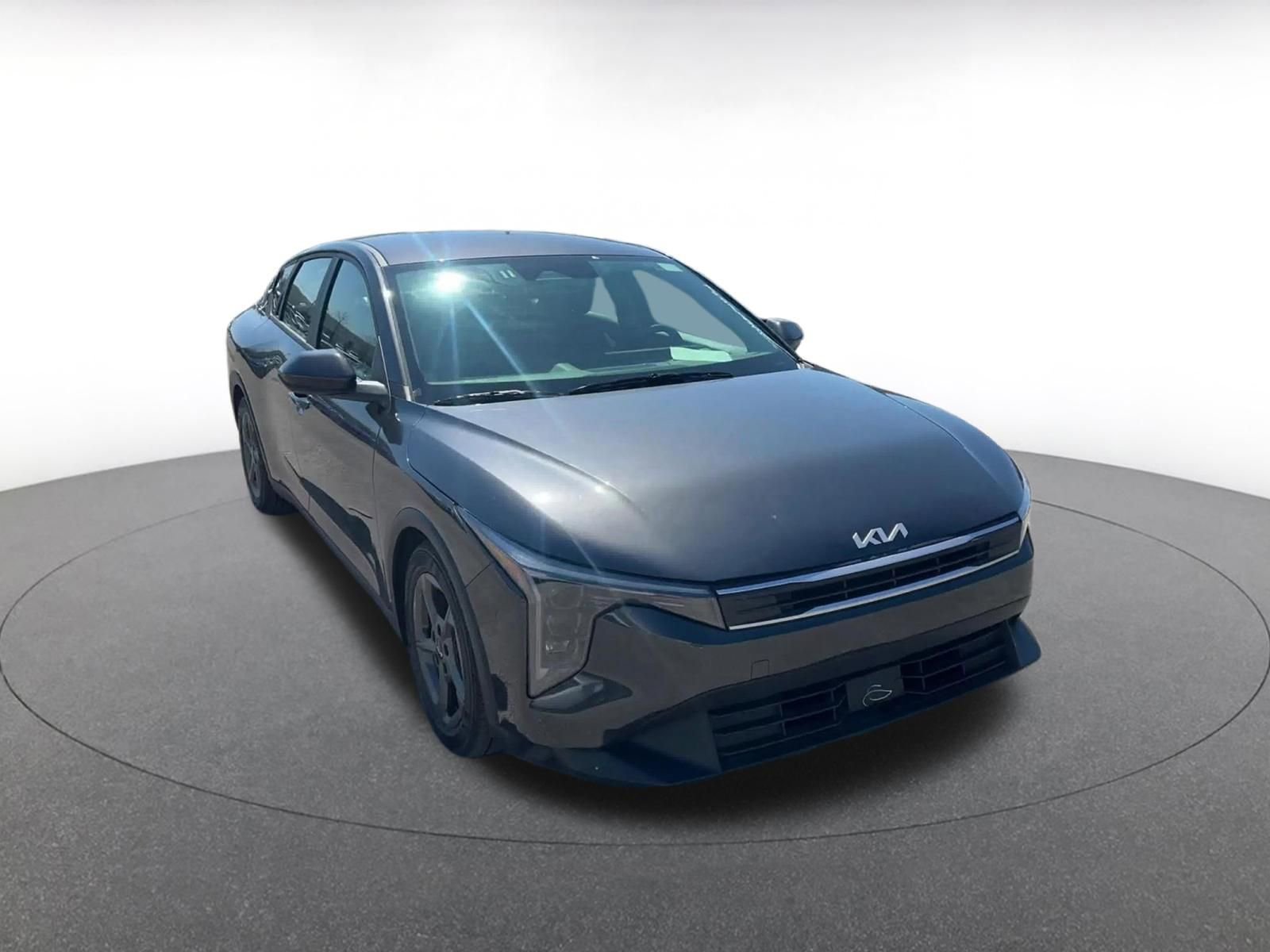 Used 2025 Kia K4 LXS image 3