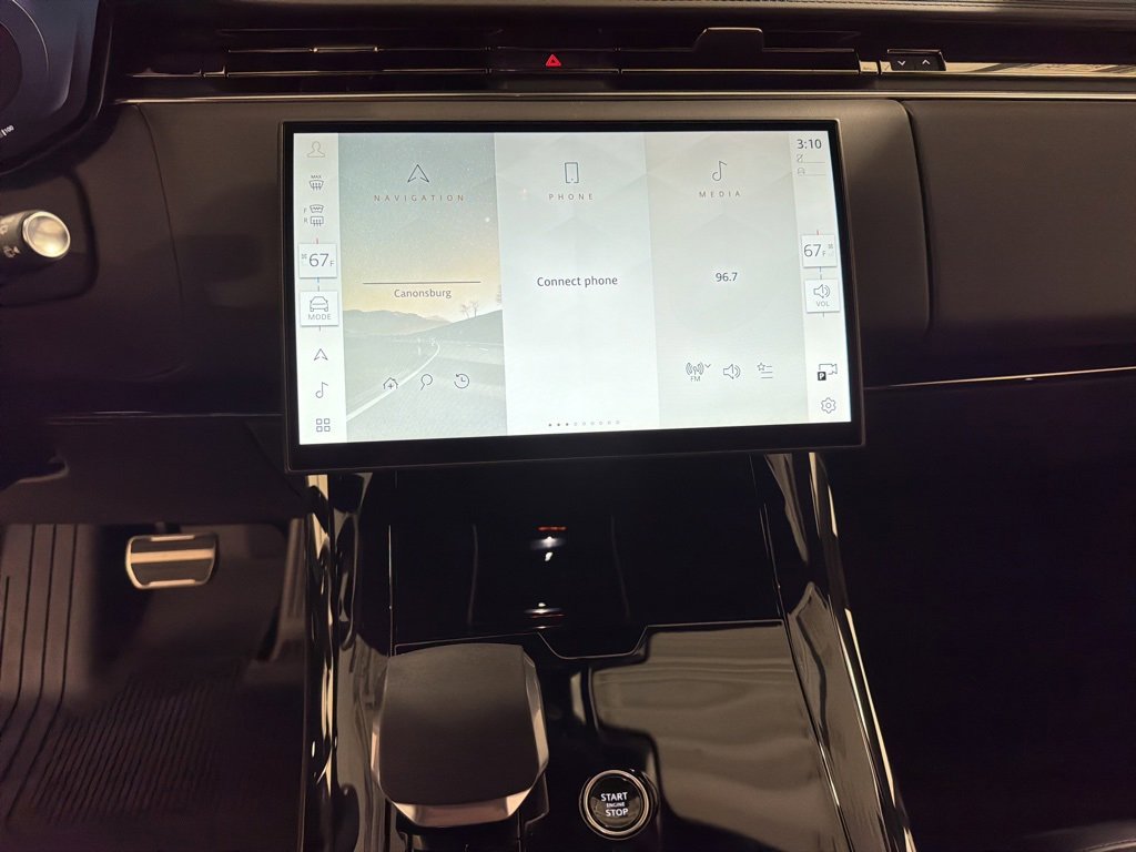 New 2025 Land Rover Range Rover Sport Dynamic SE image 16