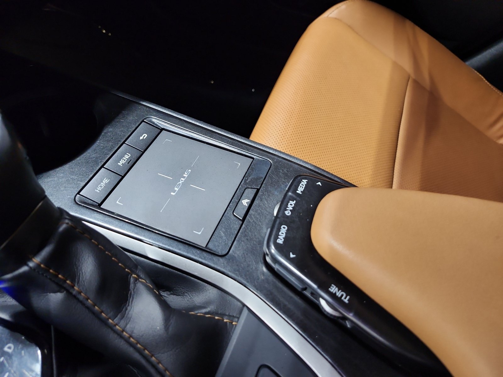 Used 2021 Lexus UX 250h w/ Premium Package AWD/4WD image 21