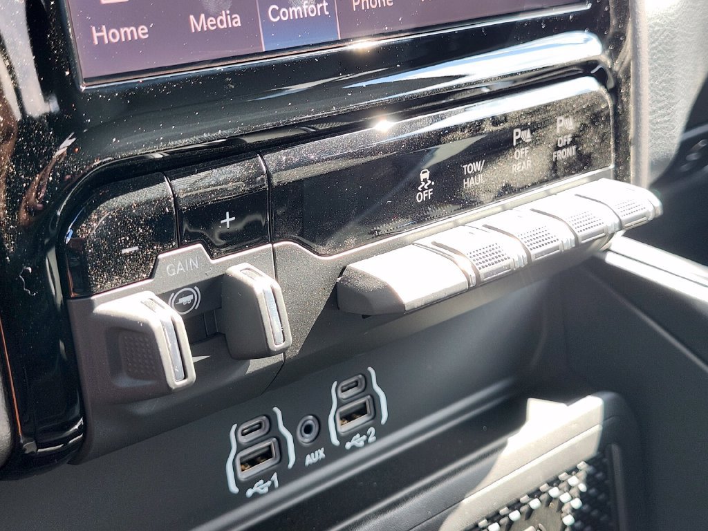 New 2026 RAM 2500 Big Horn AWD/4WD image 27