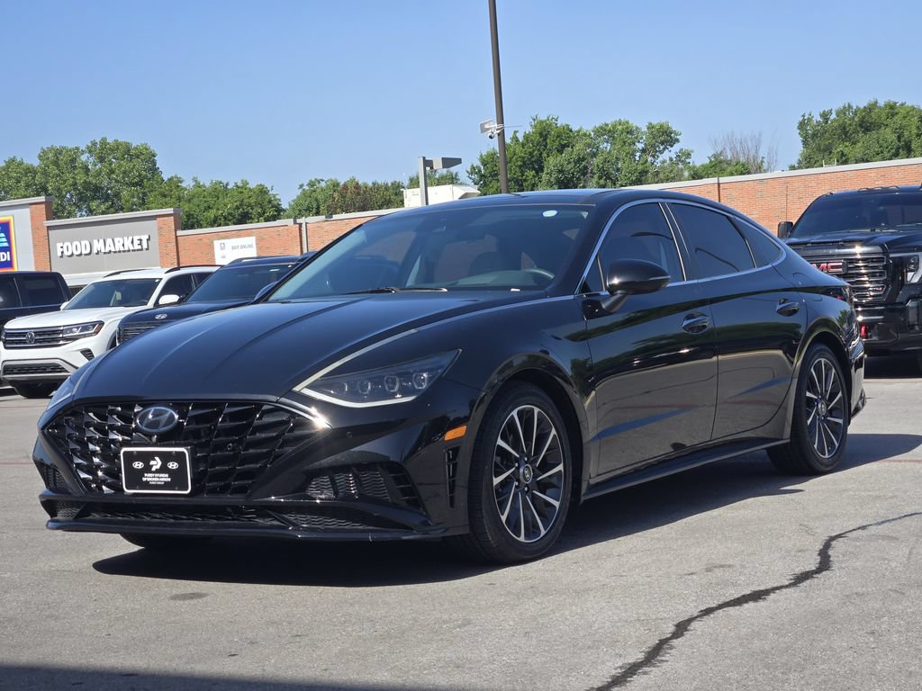Certified 2021 Hyundai Sonata Limited FWD image 2