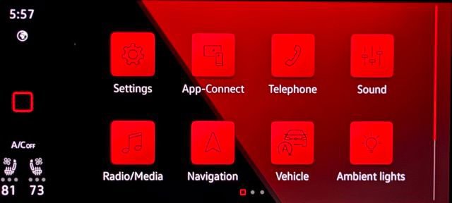 Used 2024 Volkswagen Golf R image 30