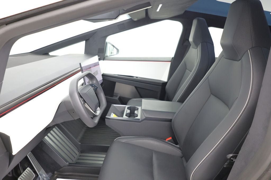 Used 2024 Tesla Cybertruck AWD Crew Cab image 24