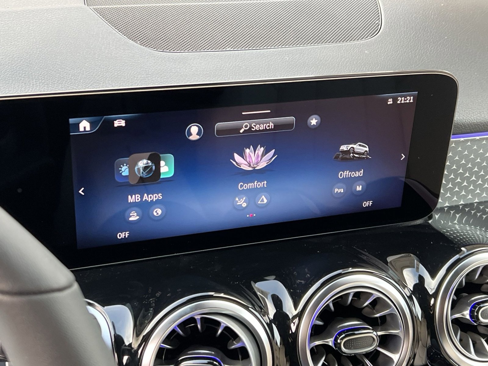 New 2026 Mercedes-Benz GLB 250 GLB 250 image 18