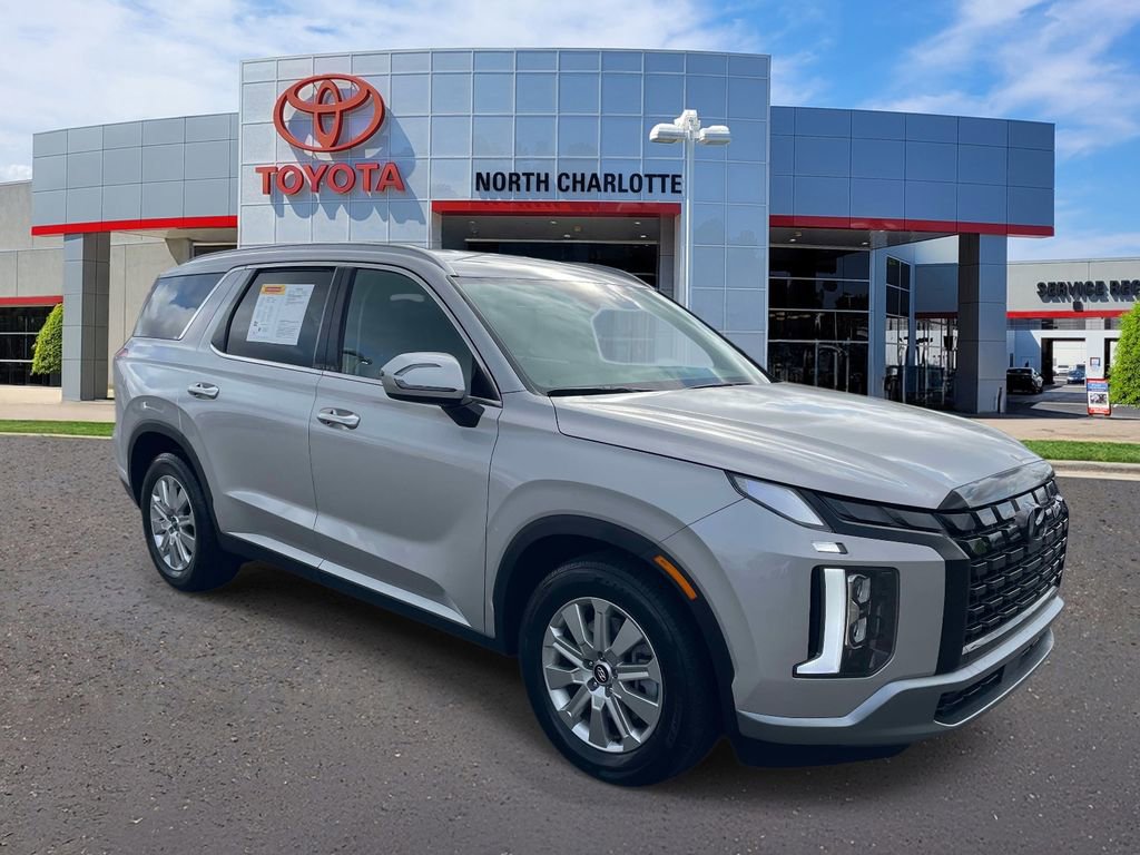 Used 2025 Hyundai Palisade SEL image 1