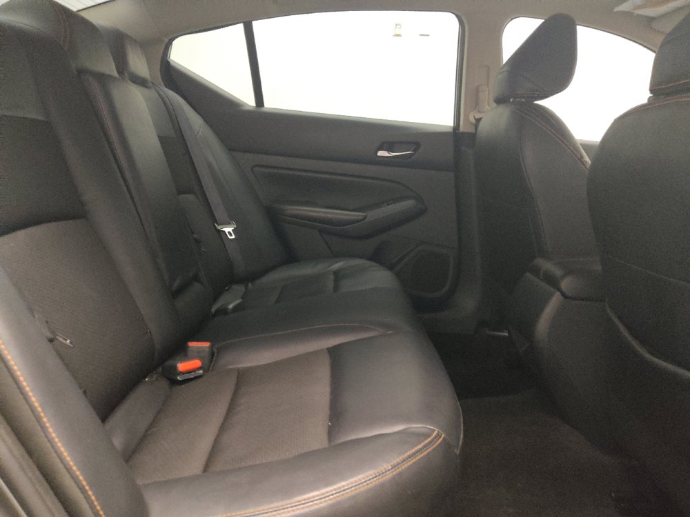 Used 2022 Nissan Altima 2.5 SR w/ Midnight Edition Package FWD image 19