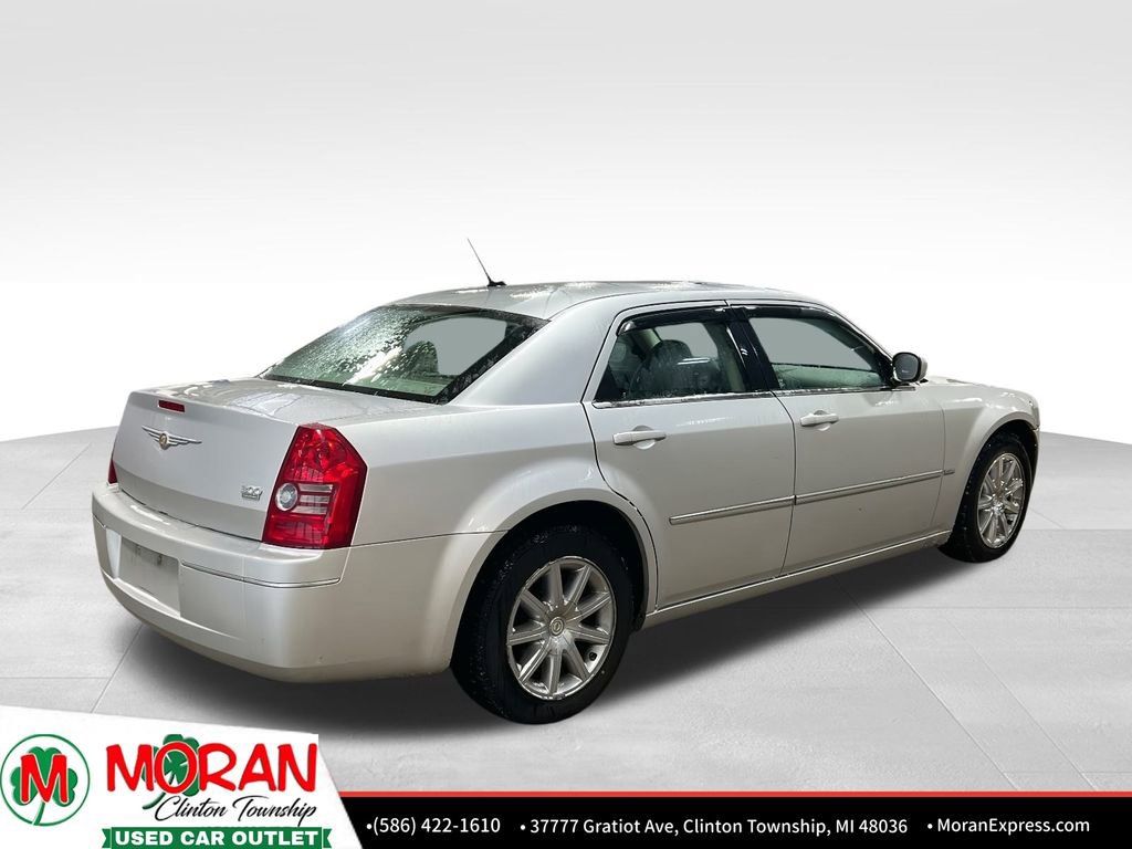 Used 2008 Chrysler 300 Touring image 6
