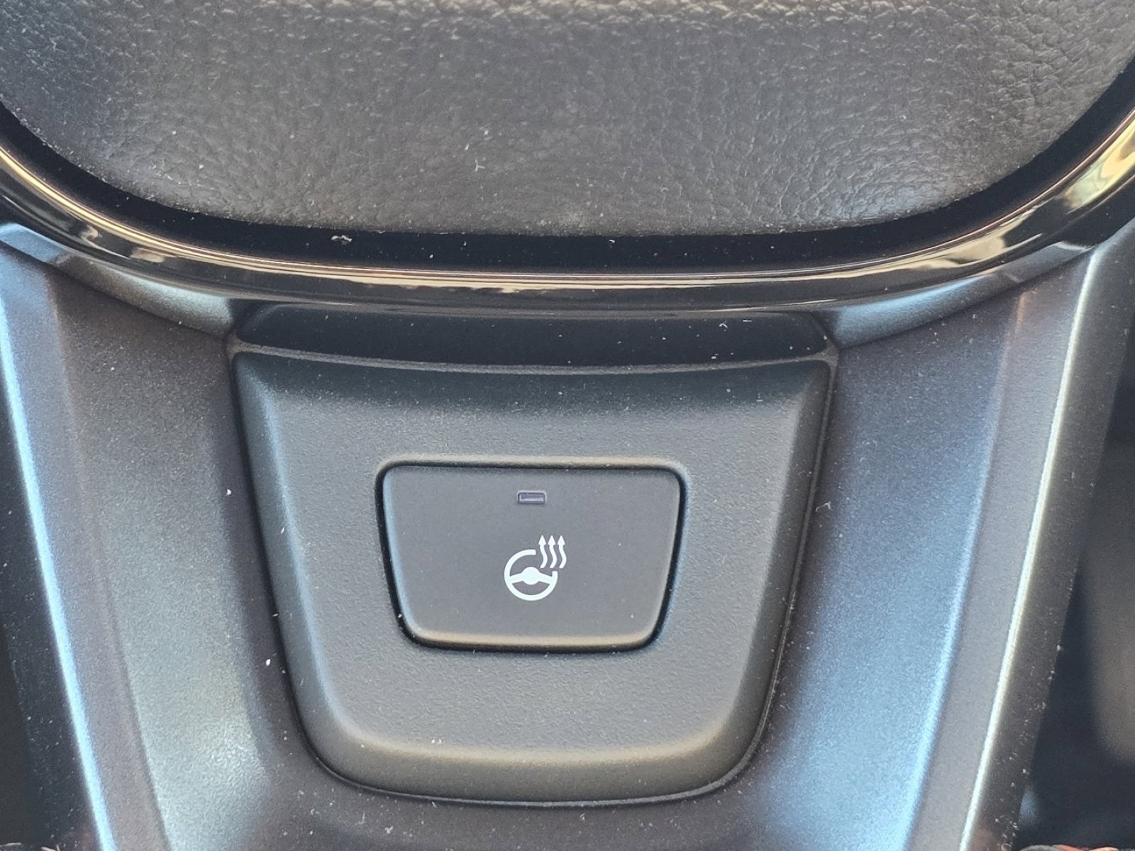 Used 2025 Honda Pilot TrailSport image 11