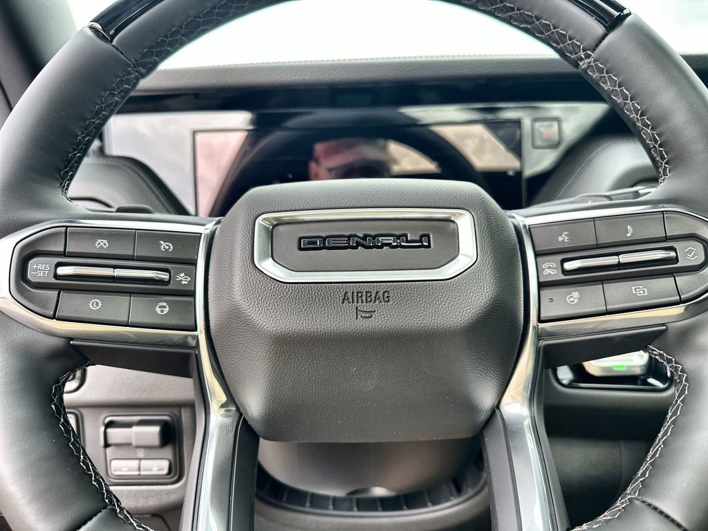 New 2026 GMC Yukon Denali image 33