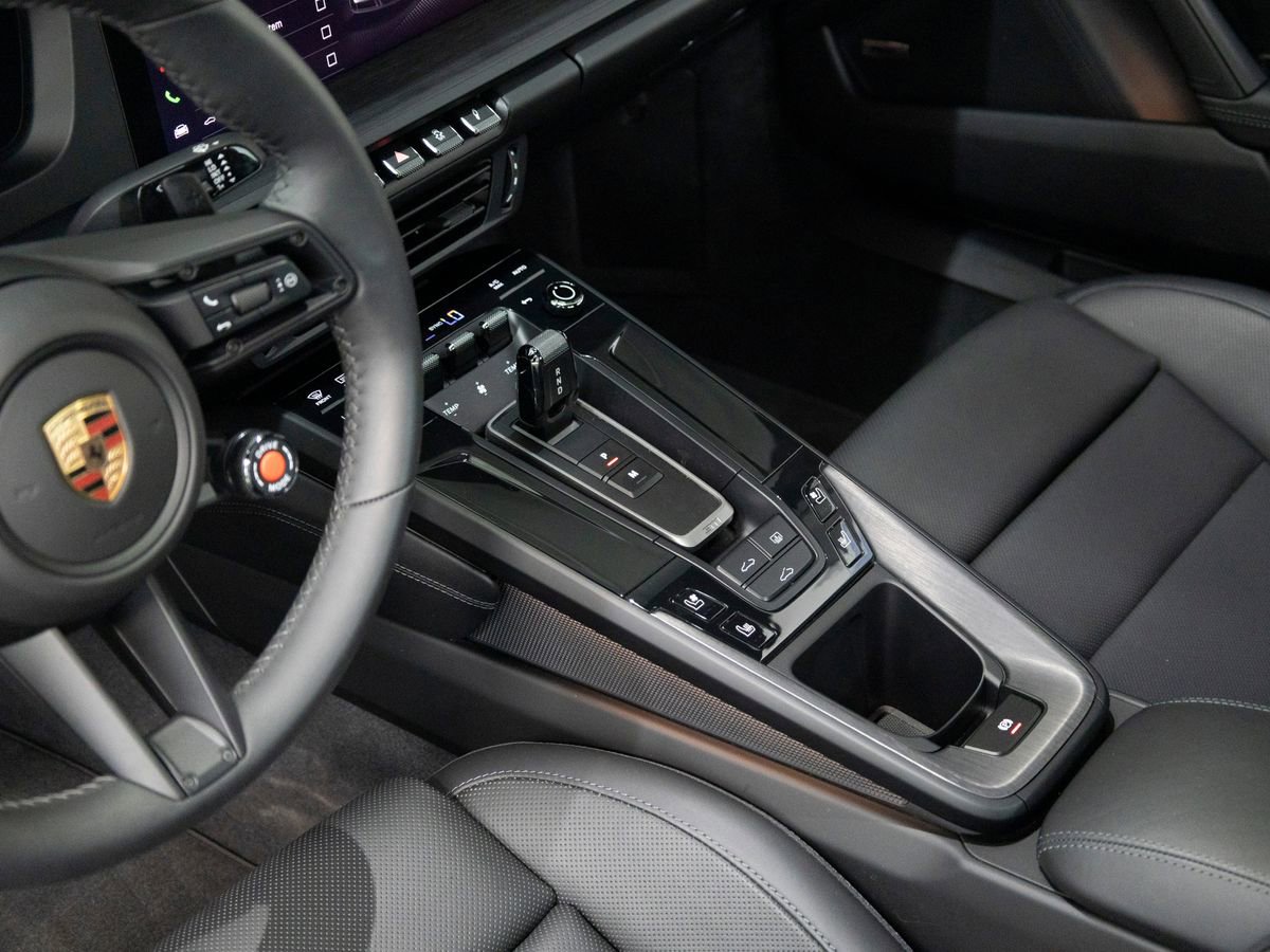 Certified 2025 Porsche 911 Carrera GTS image 17