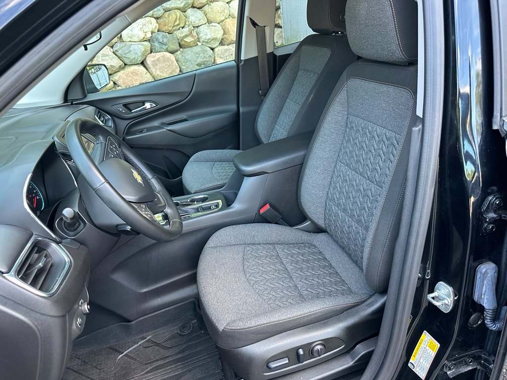 Used 2024 Chevrolet Equinox LT w/ LPO, Floor Liner Package AWD/4WD image 19